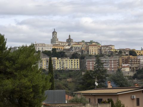 Viale Vincenzo de Filippis 67