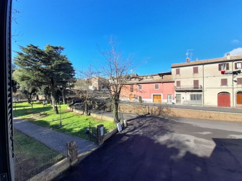 Largo Campo della Fiera, 1