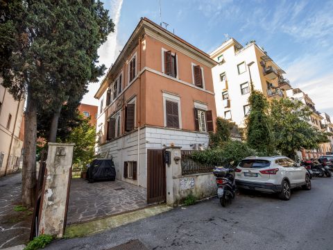 Via dei Prati della Farnesina, 62