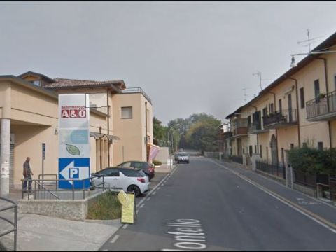 Via Montello, 4