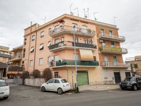 Viale della Bella Villa, 35