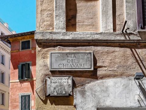 Via dei Chiavari, 61