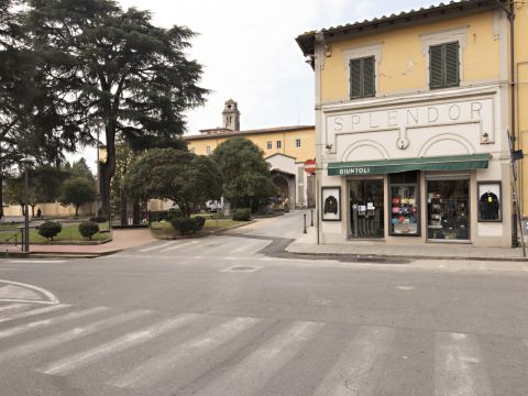 Via della Porta Vecchia, 35