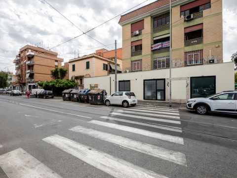 Via dei Faggi, 78