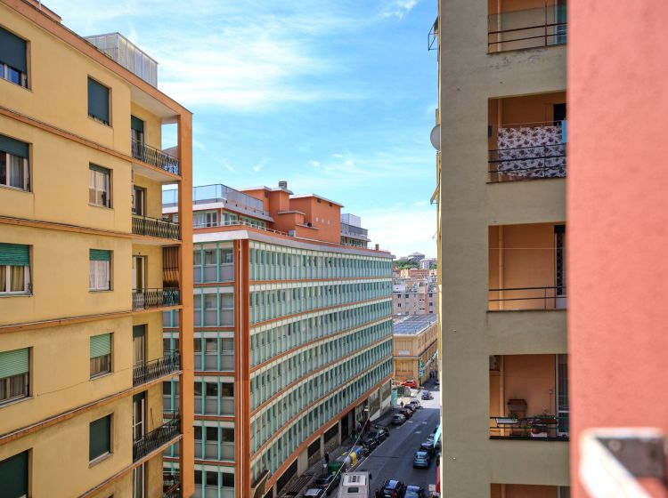 Appartamento in vendita, via Aldo Manuzio  26, San Fruttuoso, Genova