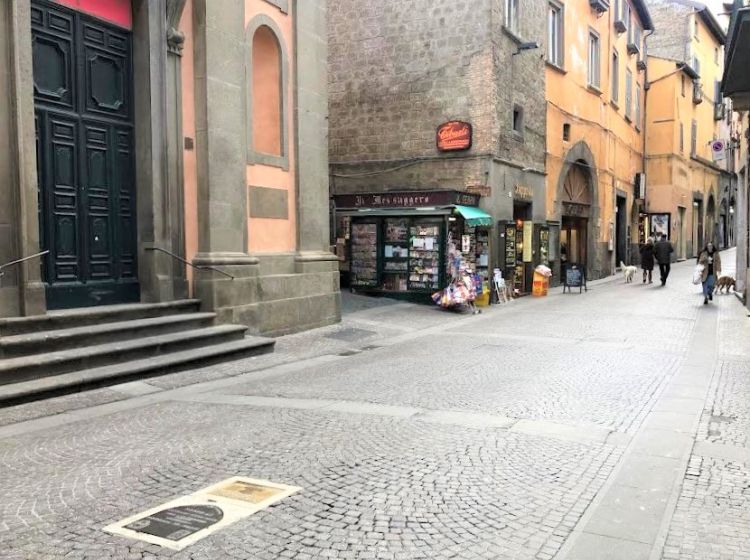 Attività / Licenza in vendita, Corso Italia, Centro, Viterbo