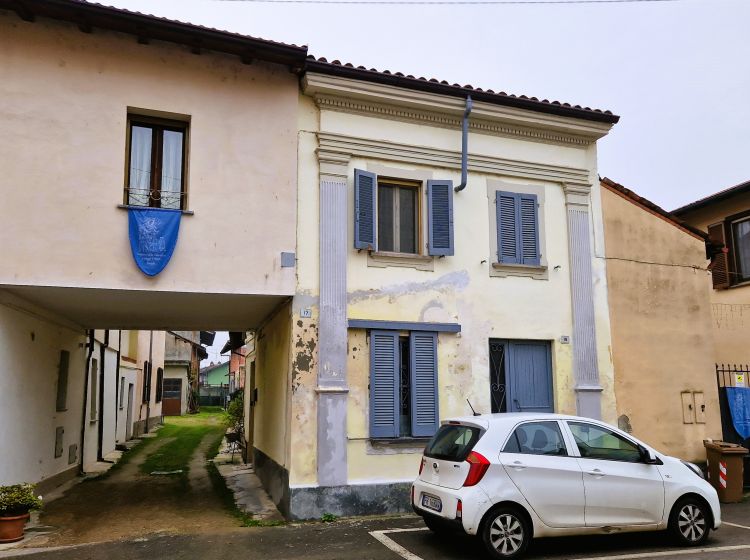 Villa in vendita, via Trento  19, Tromello
