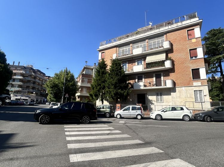 Trilocale in vendita, viale delle Medaglie d&#039;Oro  406, Balduina, Roma