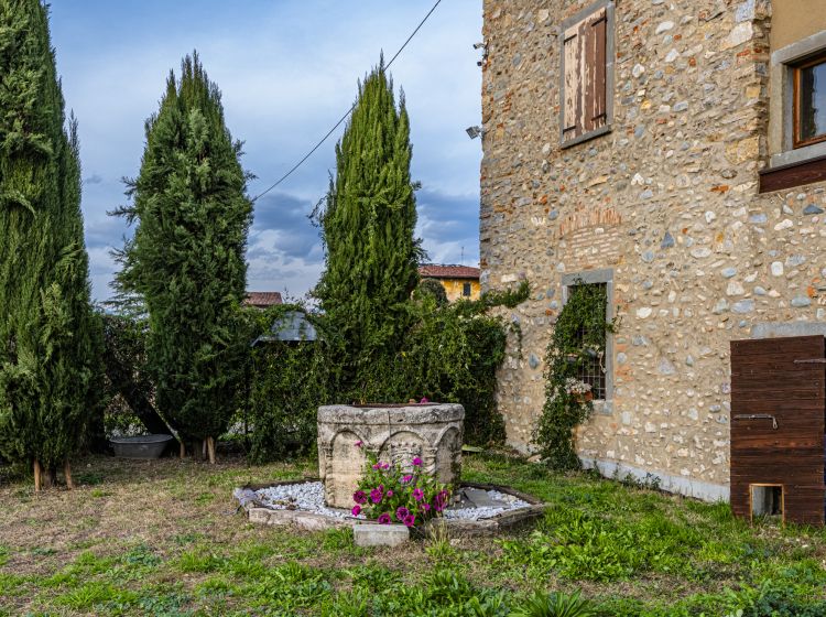 Casale in vendita, Strada del Monasterolo, Levate