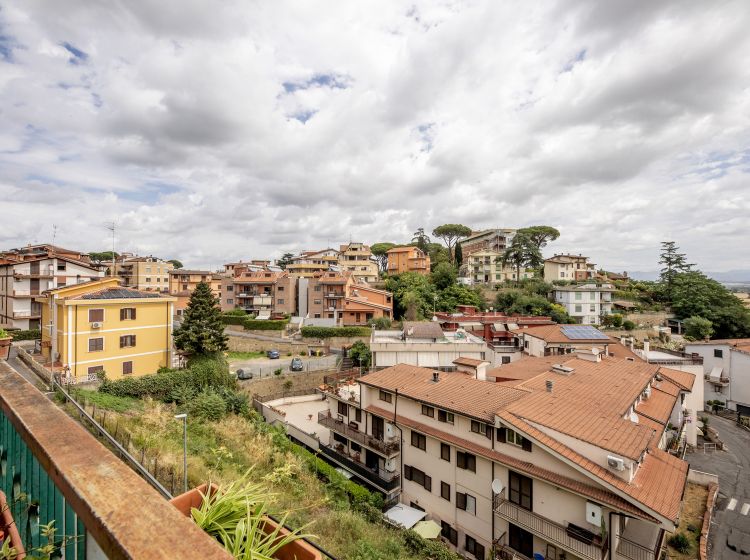 Quadrilocale in vendita, via Amedeo Giustini  10, Castelnuovo Di Porto