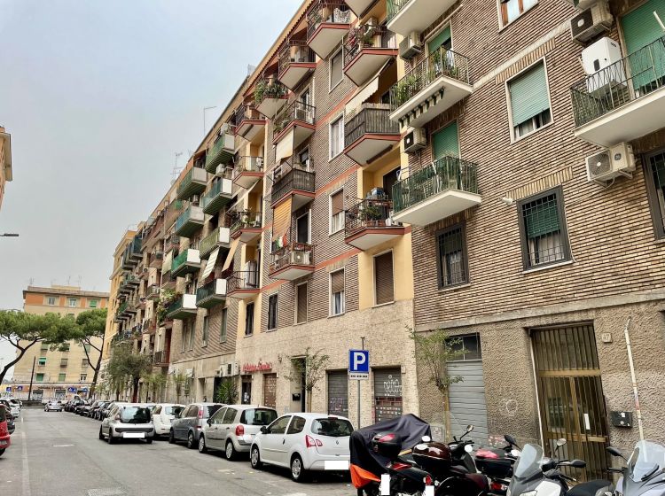 Negozio in affitto, via Ruggero D'Altavilla  35, Pigneto, Roma