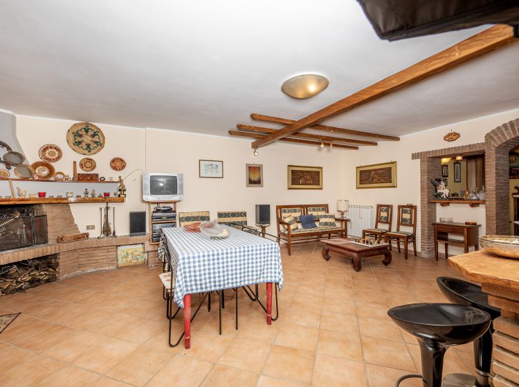 Villa in vendita, via dei Tirreni  18B, Sutri