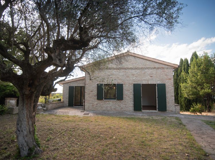 Villa in vendita, Strada Madonna dei Mazza, Pesaro