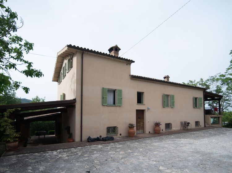 Villa in vendita, via Frati Cappuccini  31, Fossombrone