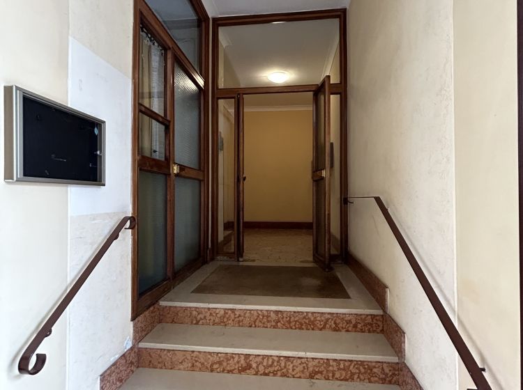 Loft in vendita, via Guglielmo Guintellino  25, Barona, Milano