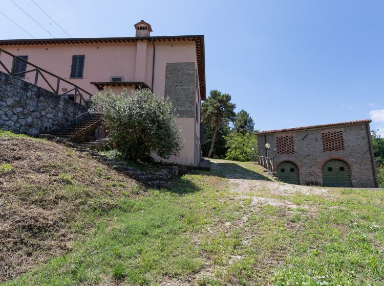 Villa in vendita, via del Fontanaccio  1, Bacchereto, Carmignano