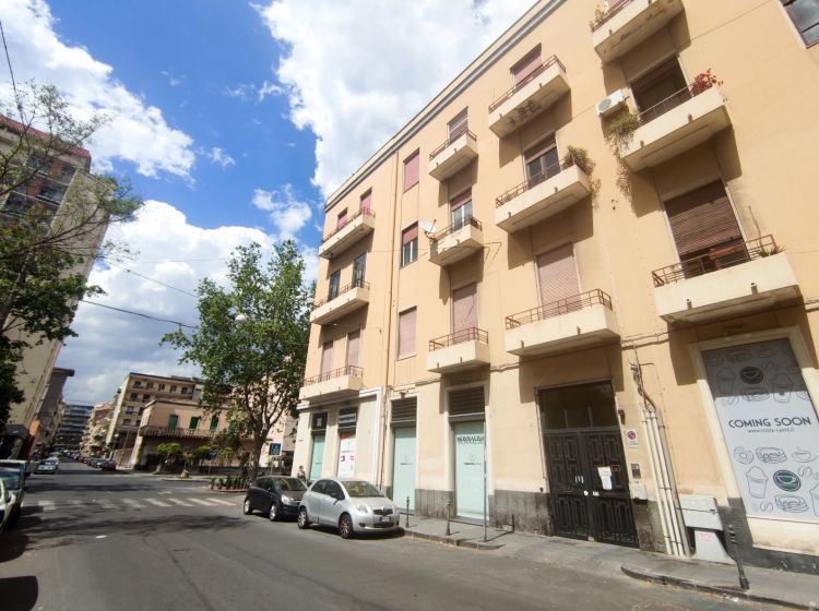 Bilocale in affitto, via Pasubio  6, Corso Italia, Catania