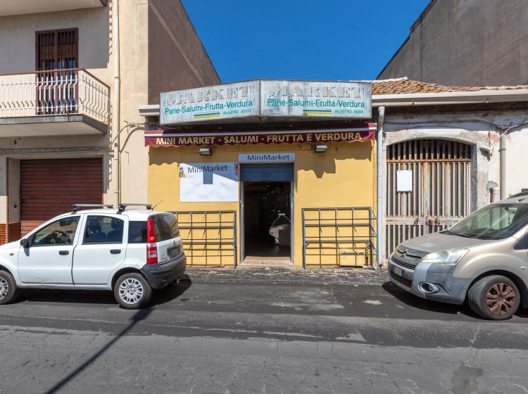 Negozio in vendita, via Messina  791, Cannizzaro, Catania