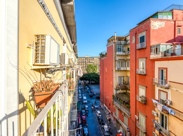 Quadrilocale in vendita, via Mario Pagano  45, Museo, Napoli