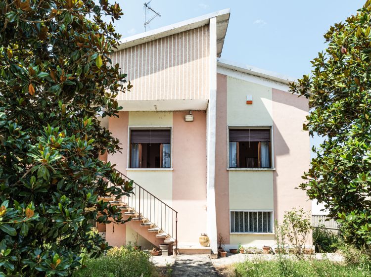 Villa in vendita, via Roma  17, Suardi