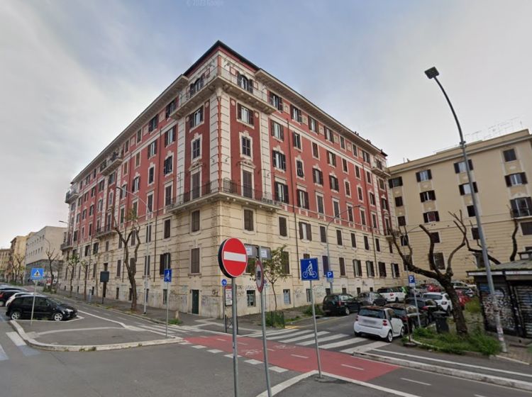 Quadrilocale in vendita, via Taranto  21, San Giovanni, Roma