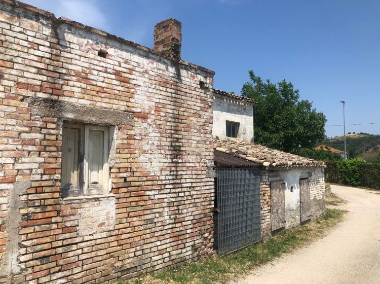 Casale in vendita, Strada Provinciale 45, Villa Raspa, Spoltore