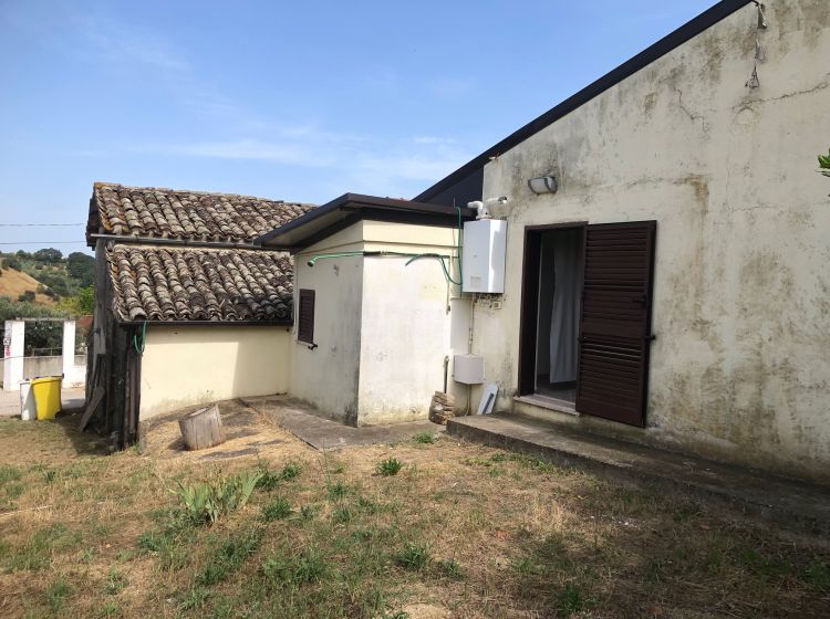 Casale in vendita, Strada Provinciale 45, Villa Raspa, Spoltore