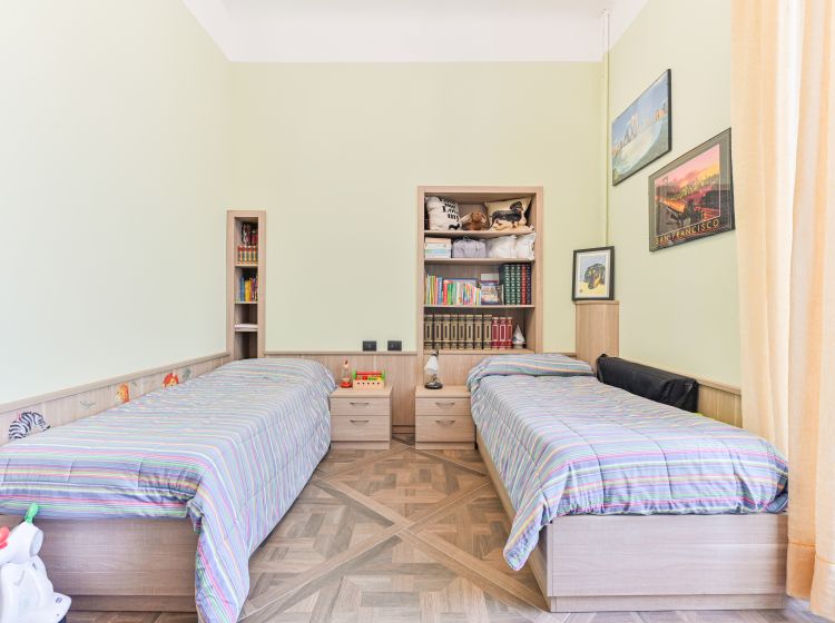 Trilocale in vendita, viale Umbria  29, Porta Romana, Milano