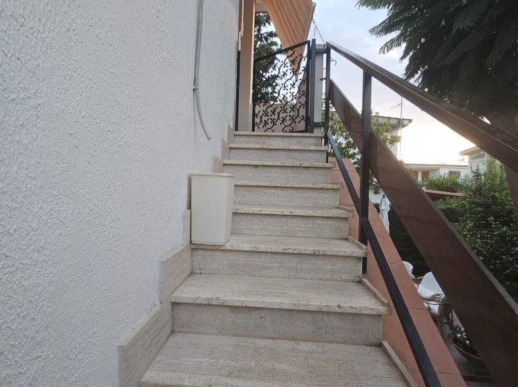 Villa in vendita, via Sanremo, Cropani