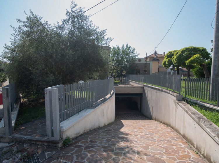 Villa in vendita, via Tomba  1, Serrungarina, Colli Al Metauro