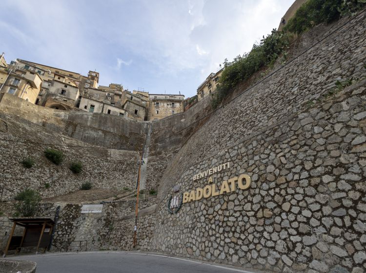 Casale in vendita, VIA FIORENTINO 1, Badolato