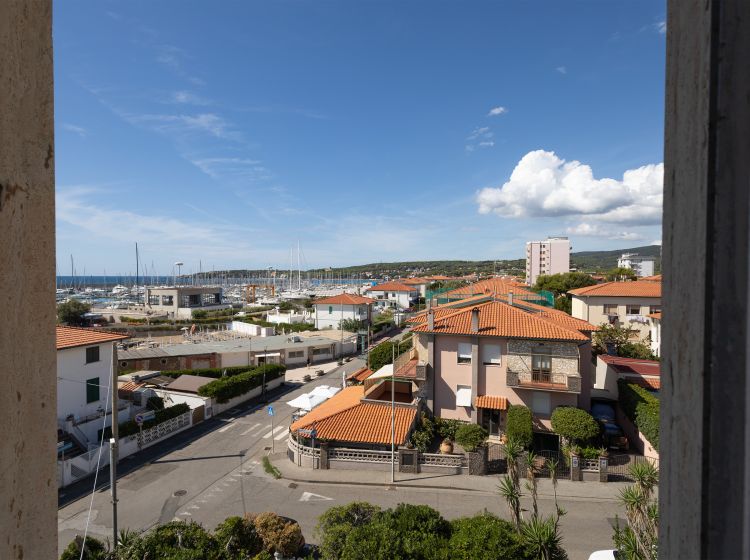 Albergo in vendita, via Trieste  51, Rosignano Solvay, Rosignano Marittimo