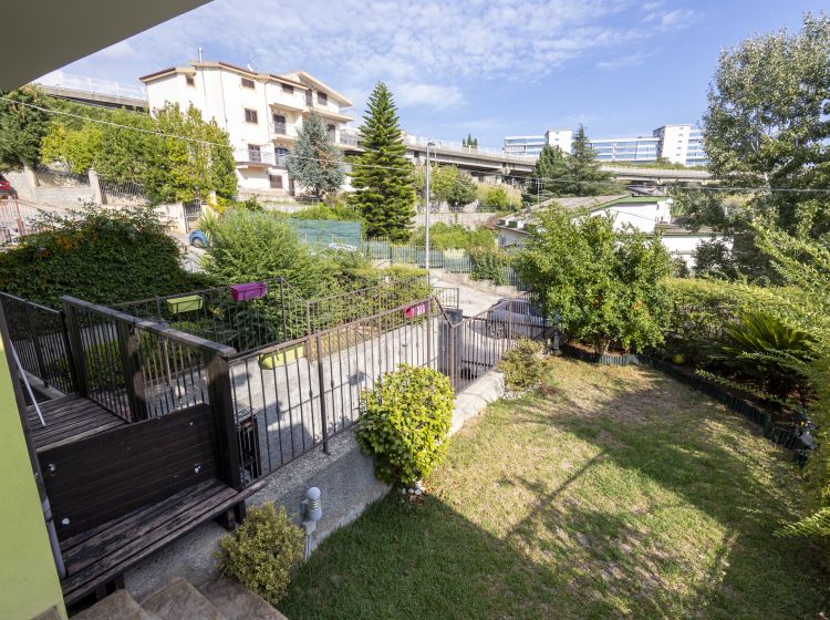 Villa in vendita, viale Barlaam da Seminara  16, Cavita, Catanzaro