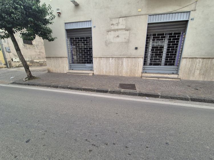 Negozio in affitto, via Stabia  87, Sant'antonio Abate