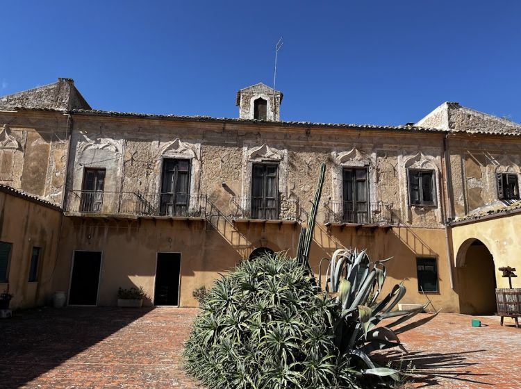 Casale in vendita, Strada Statale 190, Butera