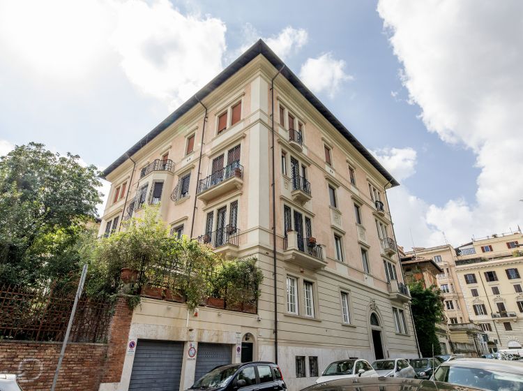 Mansarda in vendita, via di Villa Albani  8, Salario, Roma