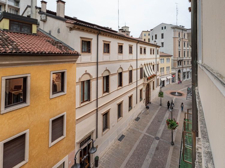 Appartamento in vendita, via San Fermo  31, Padova