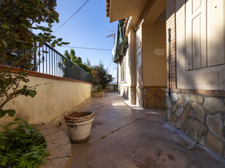 Appartamento in villa in vendita, via degli Svevi  120, Sala, Catanzaro