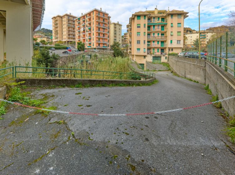 Magazzino o deposito in vendita, via Cordanieri , Pra', Genova