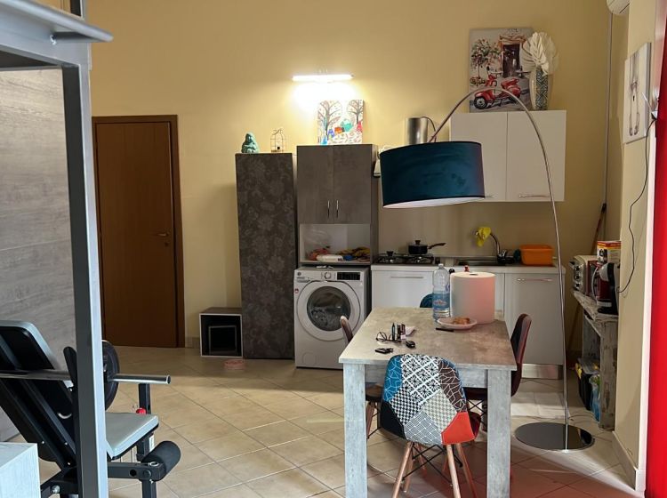 Studio in vendita, via Manfredonia  90, Semicentro, Foggia