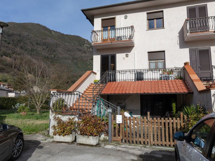 Villa in vendita, via Matilde Contessa  7, Diecimo, Borgo A Mozzano