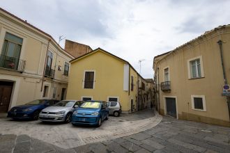 Trilocale in vendita, Vicoletto Santa Maria di Mezzogiorno, Centro Storico, Catanzaro