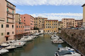 Quadrilocale in vendita, Piazza della Repubblica  67, Centro storico, Livorno