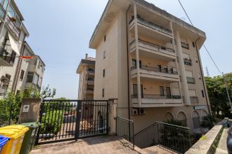 Quadrilocale in vendita, viale dei Bizantini  75/2, Centro Storico, Catanzaro