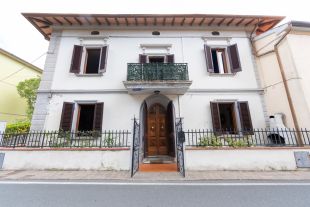 Terratetto unifamiliare in vendita, via Vecchia Livornese  5, Gabbro, Rosignano Marittimo