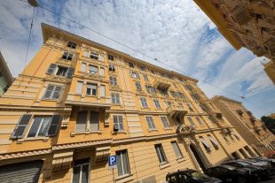 Appartamento in vendita, via Francesco Sivori  3, Centro, Genova